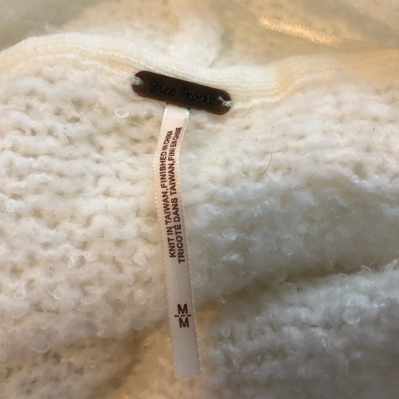 Free People BFF cowl neck sweater oversized - Picture 4 of 10